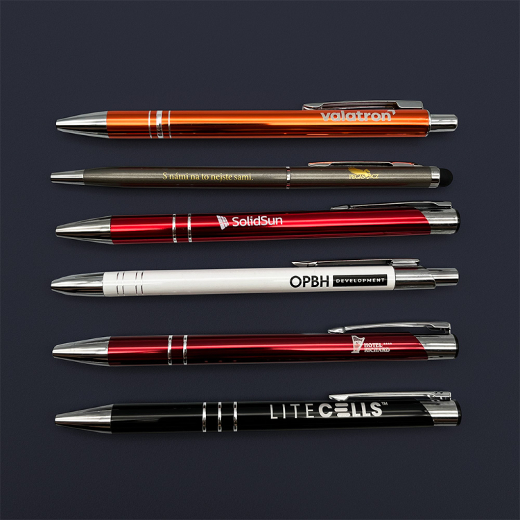  KOVOVÉ PROPISKY //<br />GRAVÍROVÁNÍ LOGA