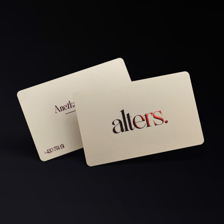 PAPER 350G // ROUND CORNERS<br />3D RED METALLIC VARNISH